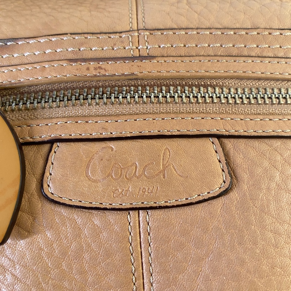 Coach Hobo Shoulder Bag - Picture 3 of 16